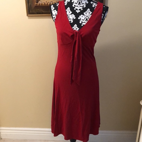 ❤️Deep red long swingy & stretchy dress💃🏻 comfortable and flattering dress - Picture 4 of 11